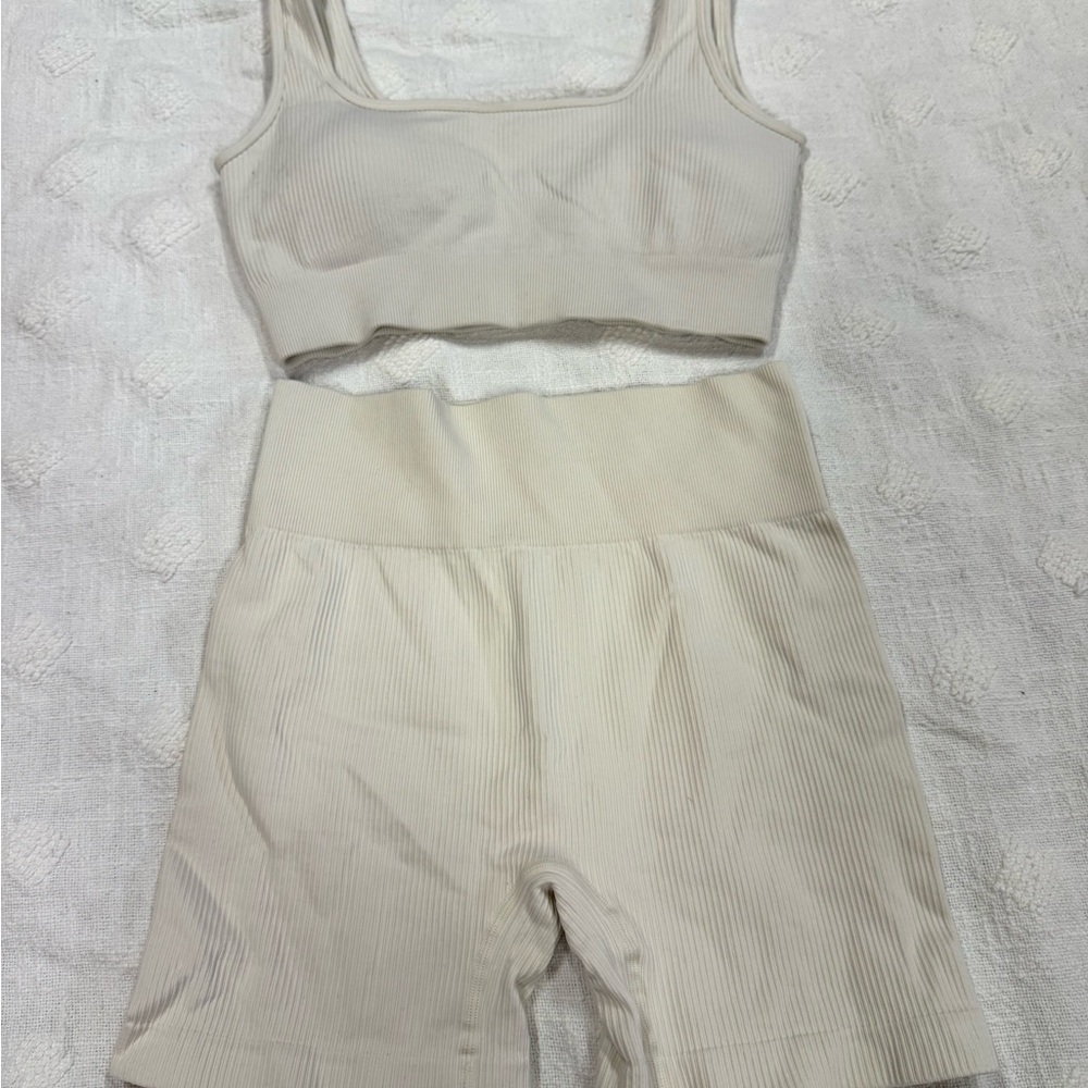 Women's Cream Ribbed Workout Set M
